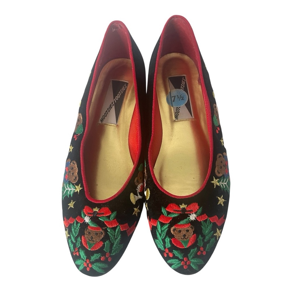 Mootsies Tootsies Black Flats with Holiday Red and Green Embroidery Sz 7.5